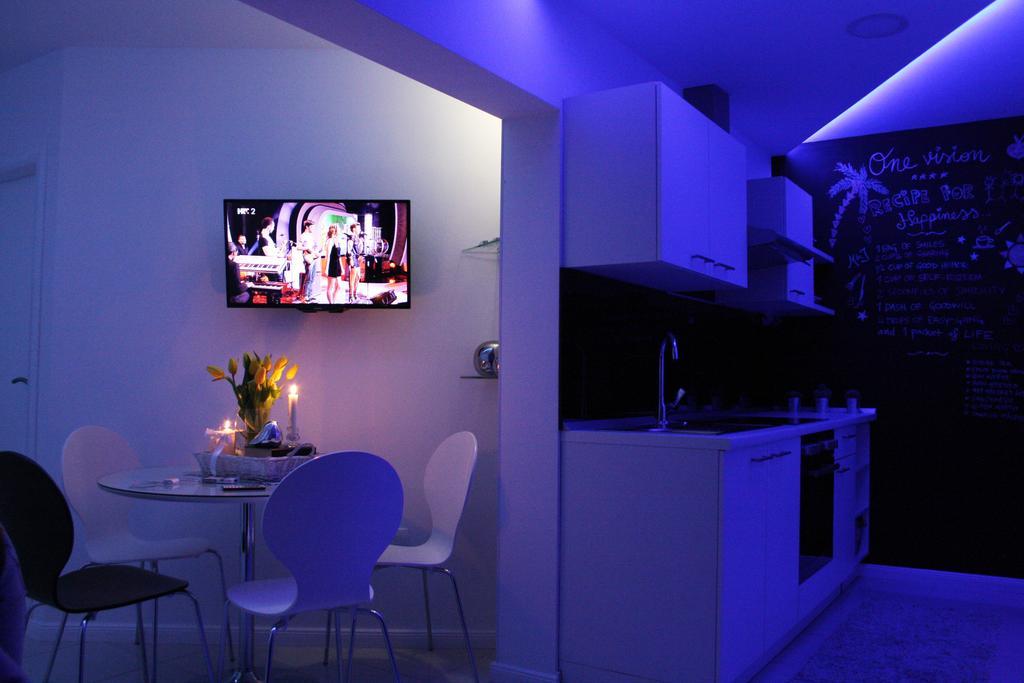 Apartment One Vision *